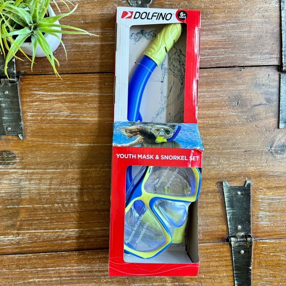 Youth Mask & Snorkel Set by Dolfino - Picture 1 of 6